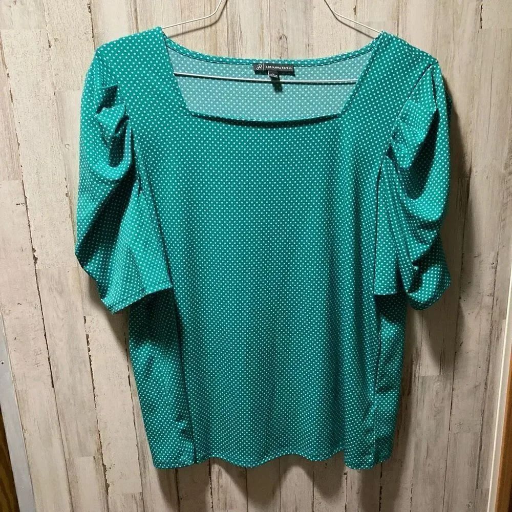 Blouse by Adriana Papell Size large￼